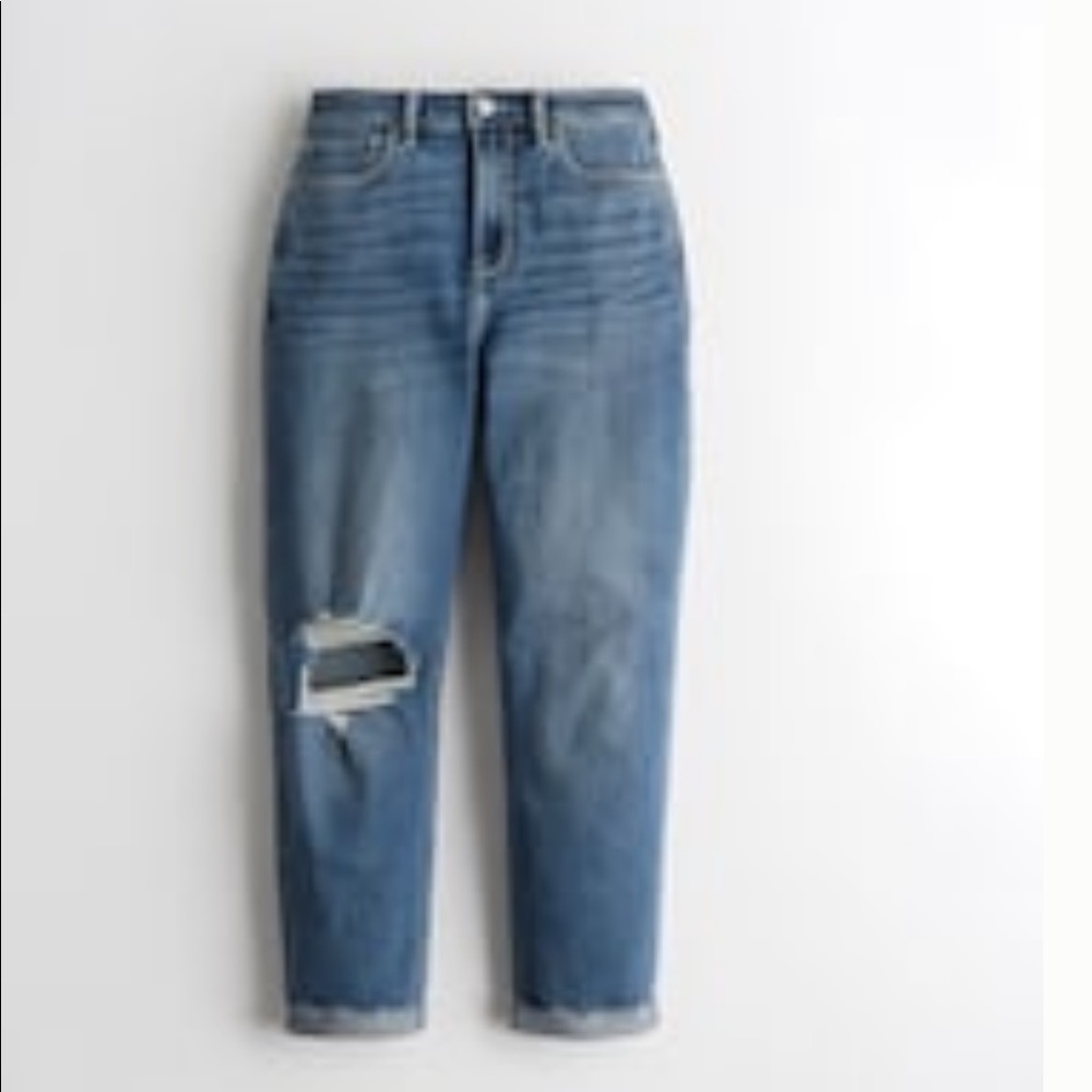 Hollister Ultra High Rise Stretch Mom Jeans